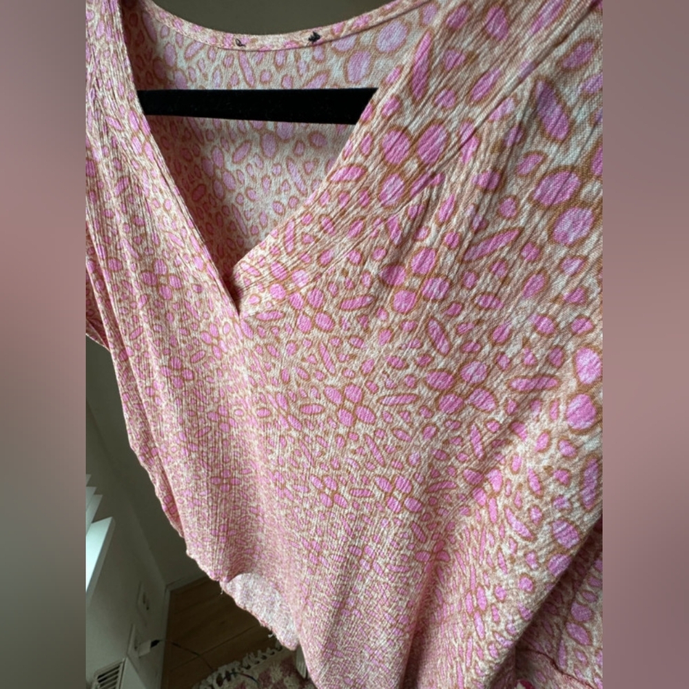 Pink Patterned Women's Top - Picture 3 of 6
